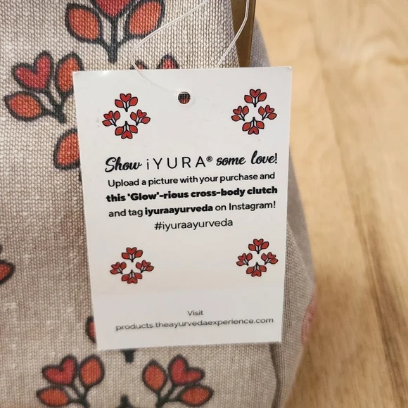 Iyura small clutch hand purse New - Picture 2 of 8